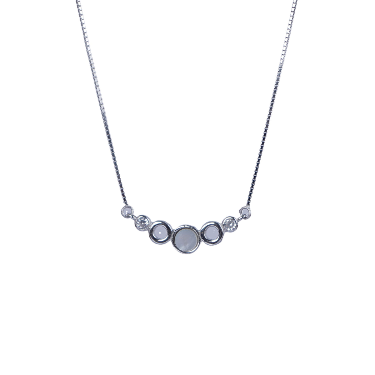 Silver Lunar Lustre Moonstone Chain Pendant