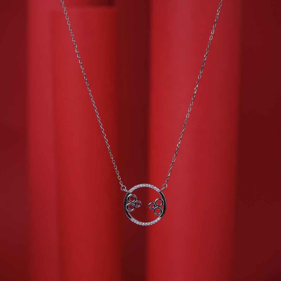 Silver Interlinked Circles Chain Pendant